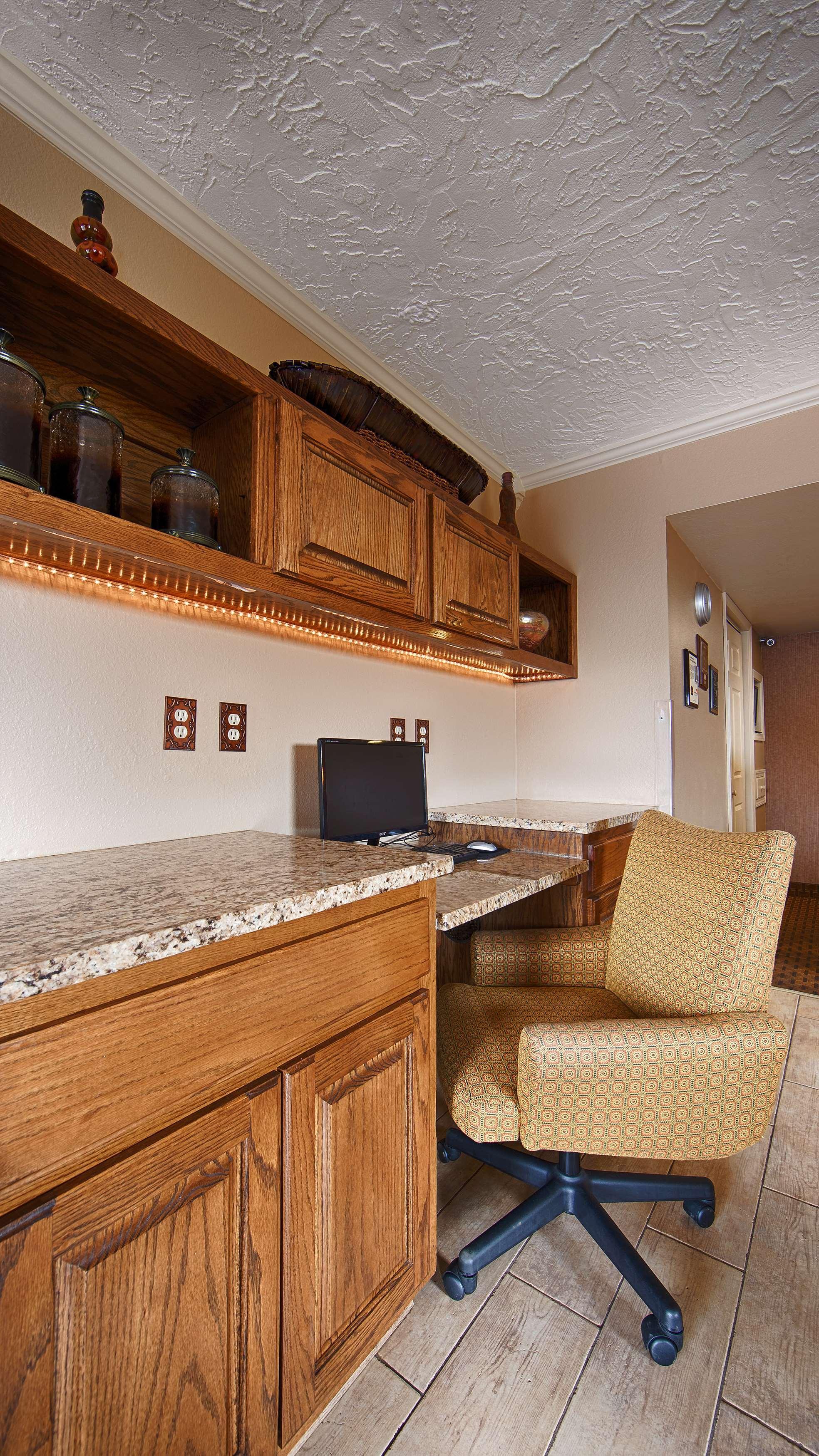 Quality Inn Clinton North Zewnętrze zdjęcie