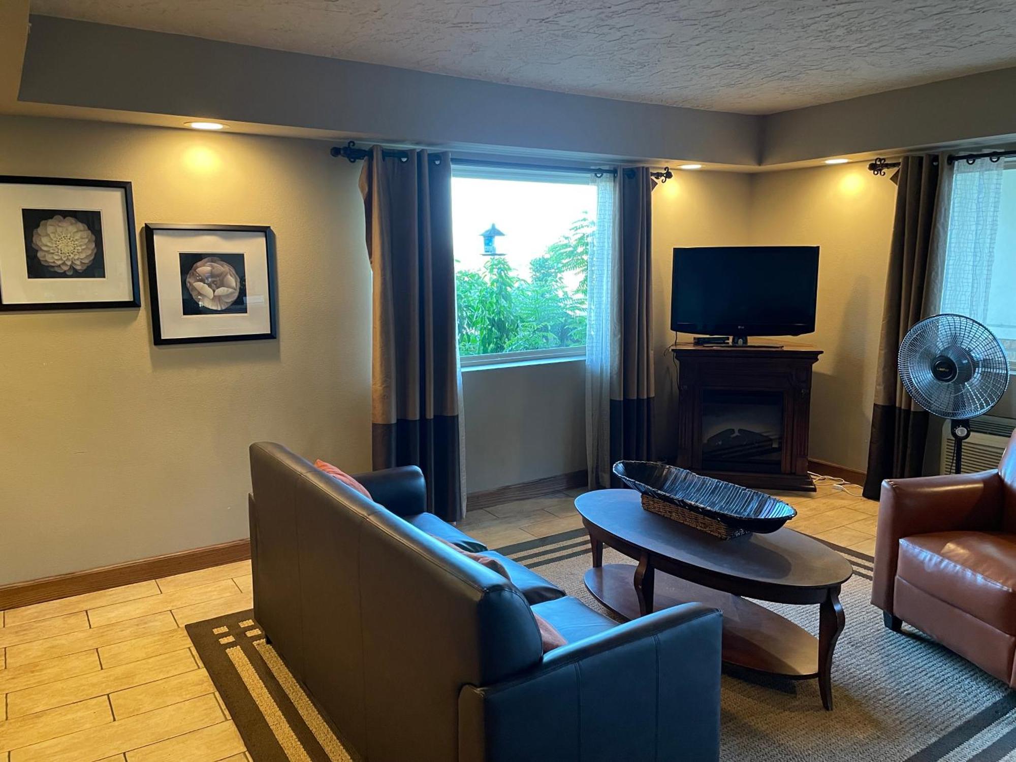 Quality Inn Clinton North Zewnętrze zdjęcie