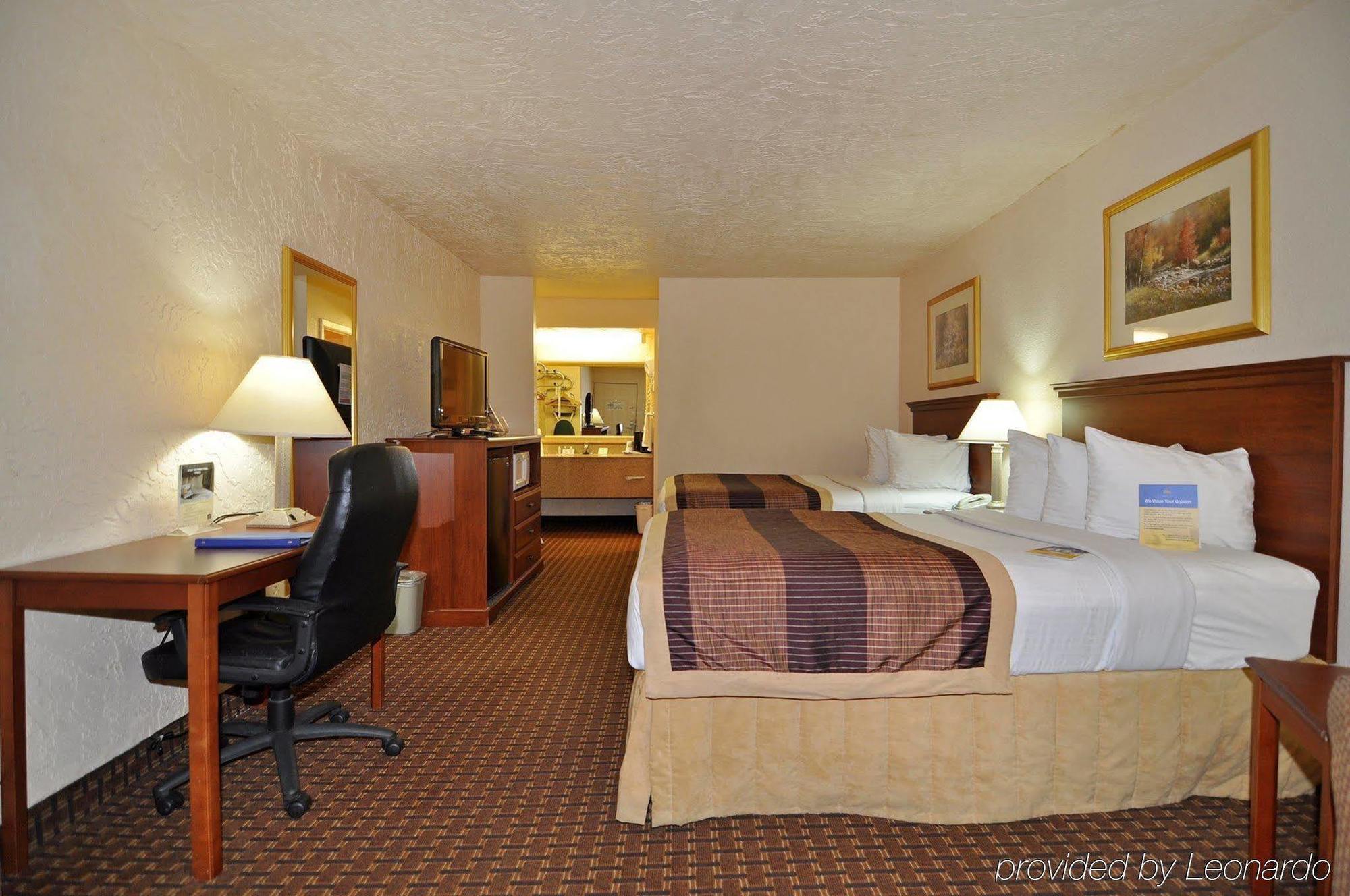 Quality Inn Clinton North Zewnętrze zdjęcie